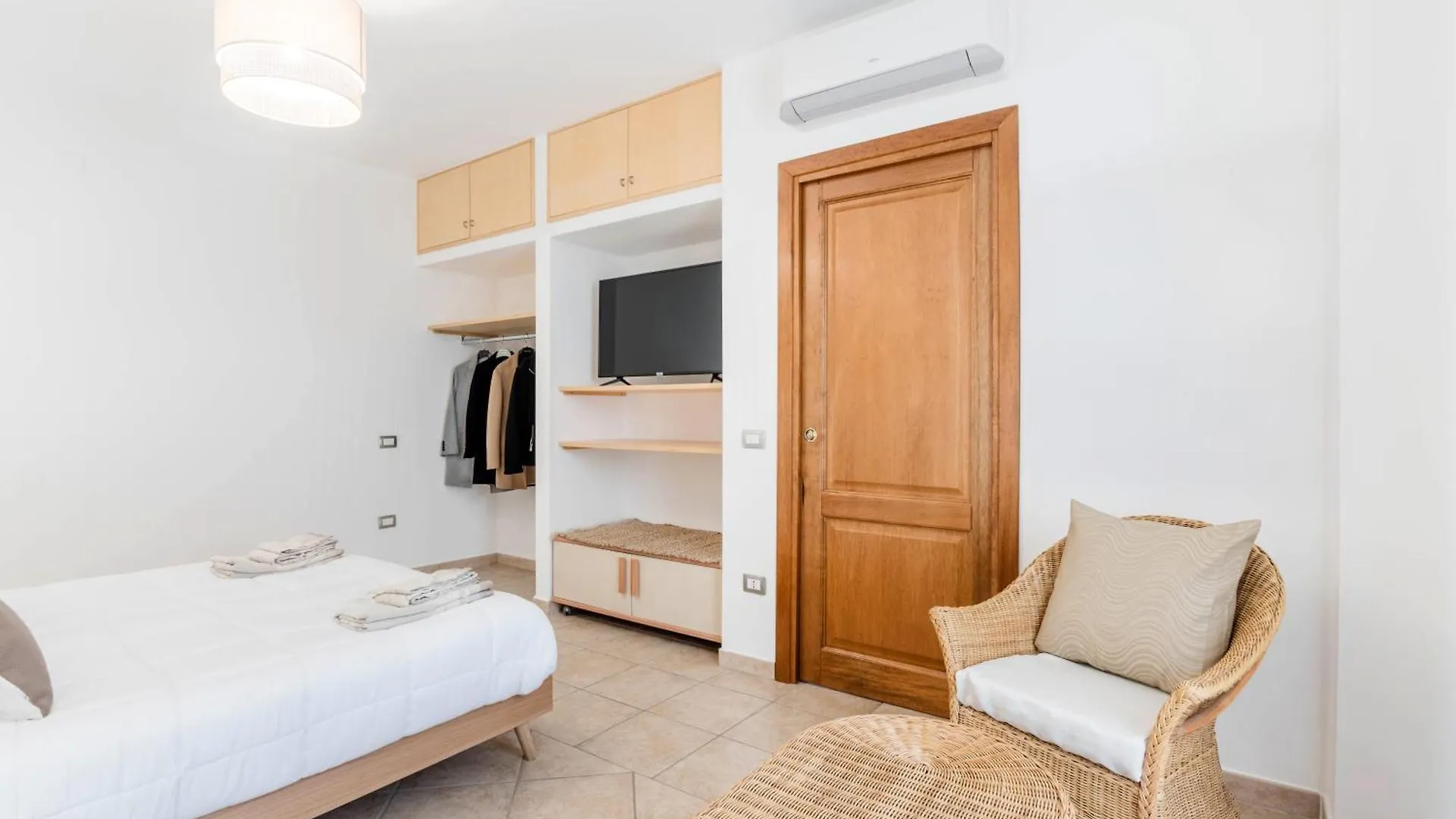 Sunway Luxury Apartments 2 Alghero 0*,  Italy